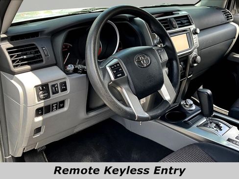 Used 2013 Toyota 4Runner SR5 AWD/4WD image 17