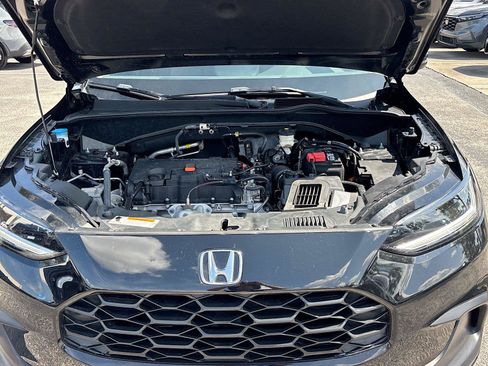 Certified 2025 Honda HR-V LX image 31