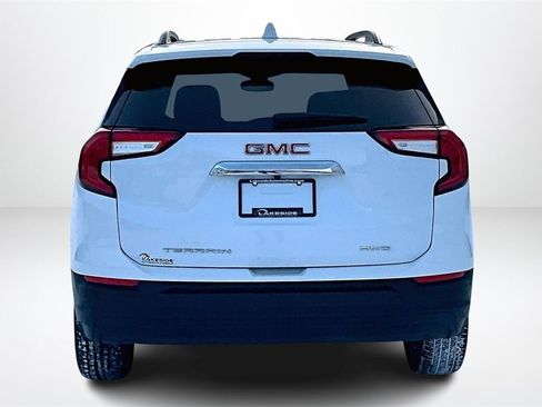 Used 2023 GMC Terrain SLE w/ Driver Convenience Package image 6