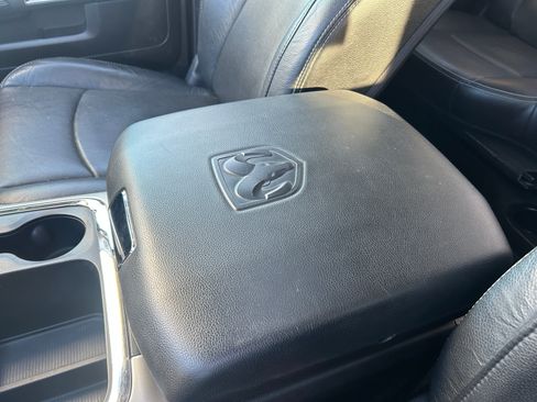 Used 2016 RAM 2500 Laramie w/ Convenience Group image 25