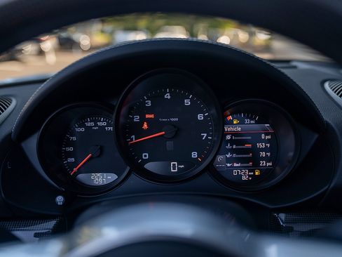 Certified 2024 Porsche 718 Boxster image 10