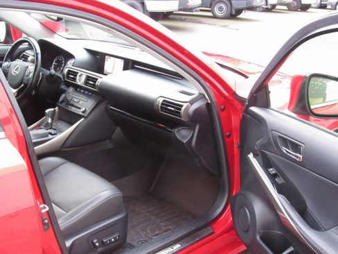 Used 2016 Lexus IS 300 AWD image 16