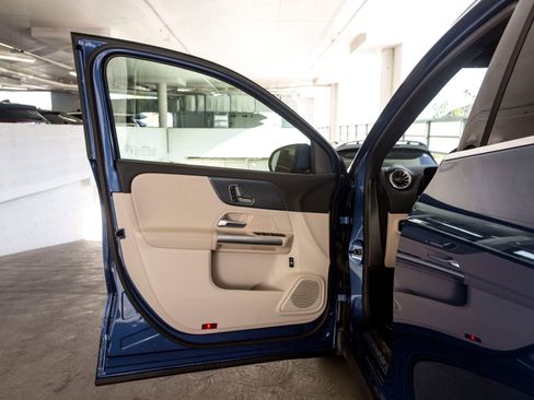 Used 2025 Mercedes-Benz GLA 250 image 15