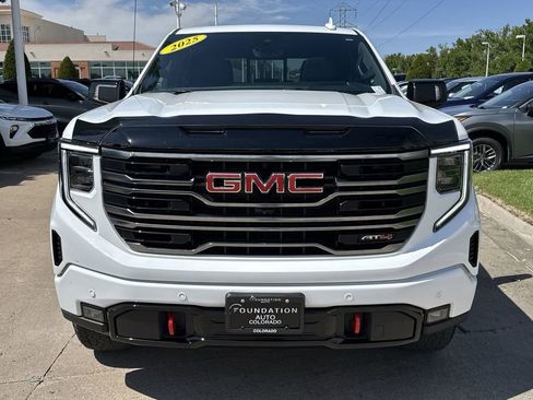 Certified 2025 GMC Sierra 1500 AT4 w/ Technology Package AWD/4WD image 32
