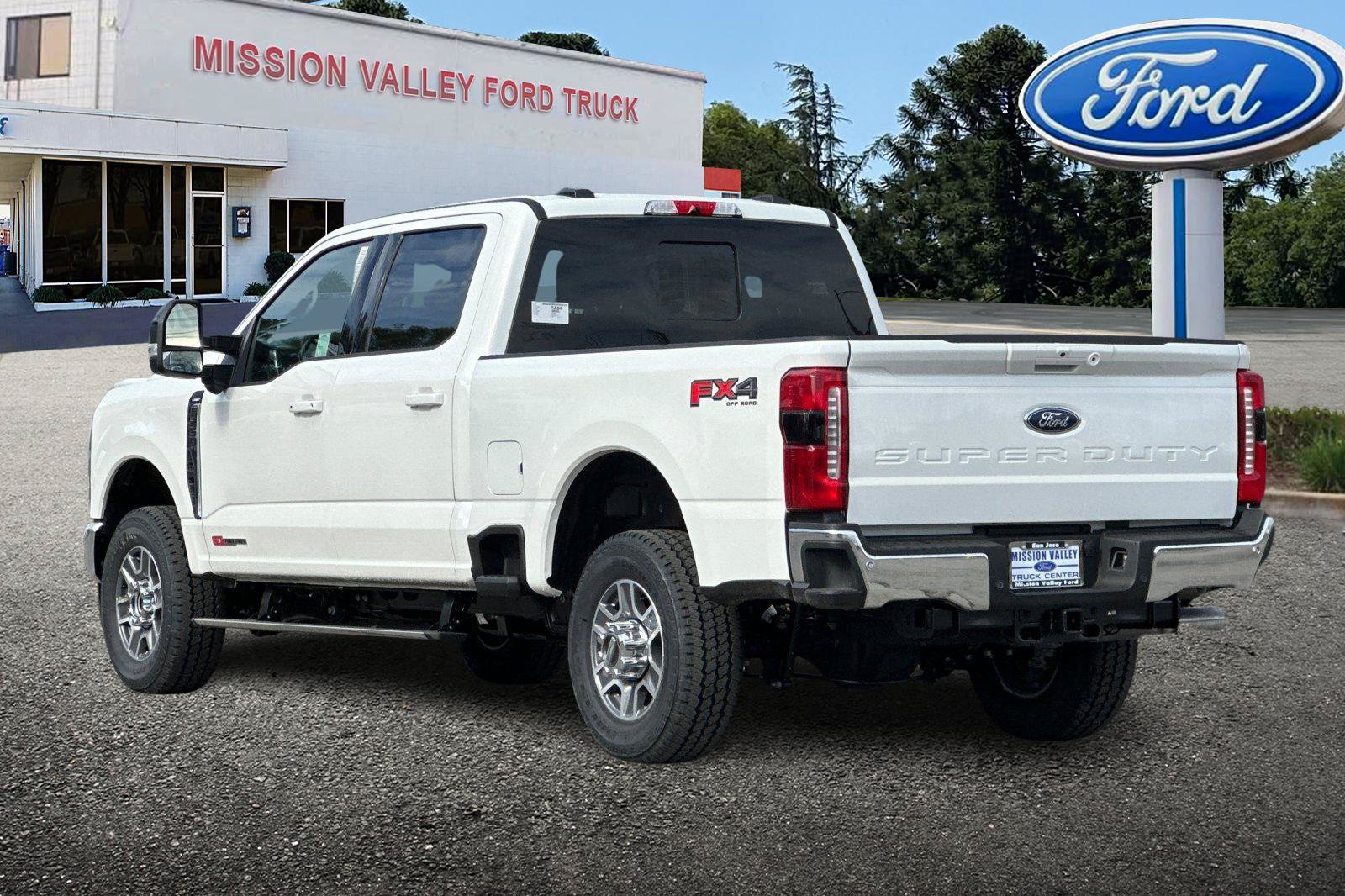 New 2025 Ford F250 Lariat w/ Lariat Ultimate Package AWD/4WD image 6