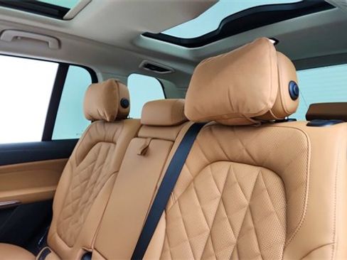 Used 2026 BMW X7 xDrive40i image 33