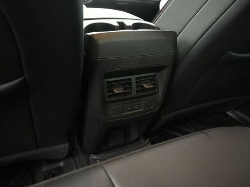Used 2024 GMC Canyon AT4X w/ AT4X AEV Edition AWD/4WD image 18