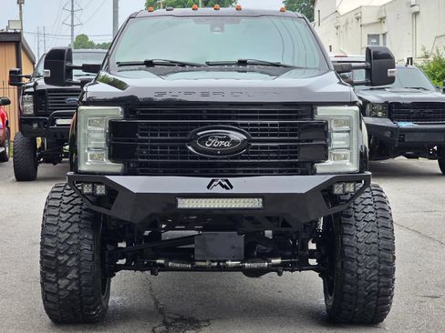 Used 2017 Ford F250 Platinum w/ Platinum Ultimate Package AWD/4WD image 10