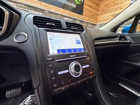 Used 2019 Ford Fusion Titanium AWD/4WD image 19