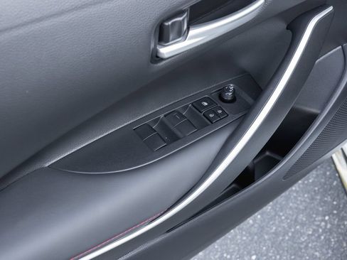 Certified 2024 Toyota Corolla SE w/ SE Premium Package FWD image 9
