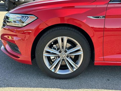 Used 2021 Volkswagen Jetta R-Line image 12