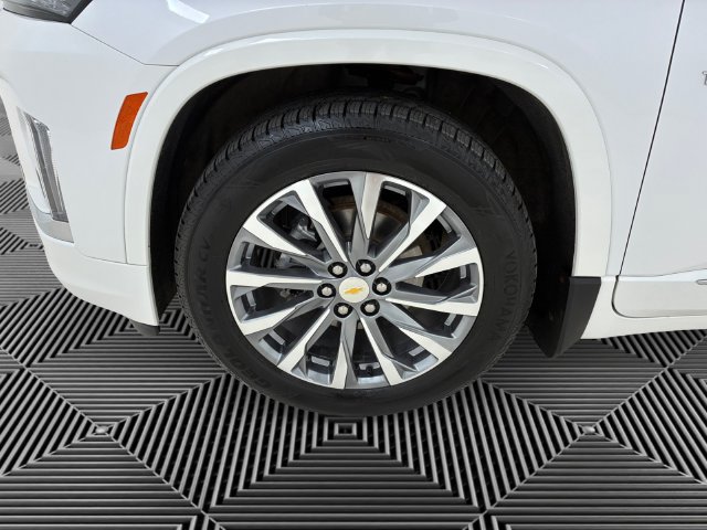 Certified 2023 Chevrolet Traverse Premier AWD/4WD image 9