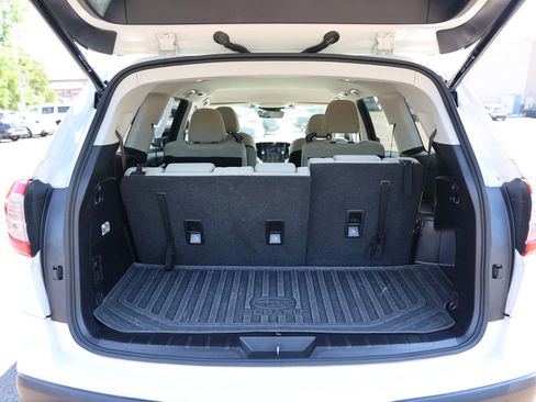 Used 2023 Subaru Ascent Premium w/ Convenience Package AWD/4WD image 13