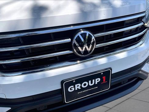 Certified 2023 Volkswagen Tiguan S FWD image 31