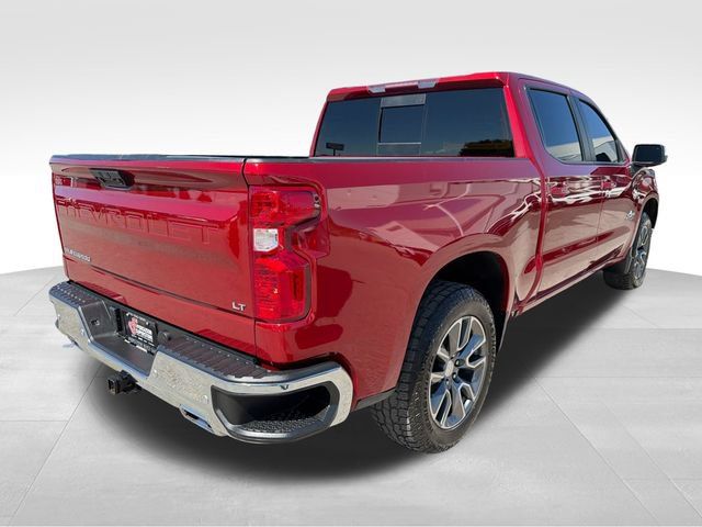 Used 2022 Chevrolet Silverado 1500 LT AWD/4WD image 7