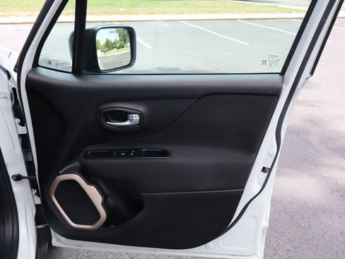 Used 2016 Jeep Renegade Sport AWD/4WD image 26