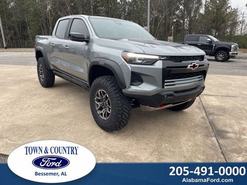 Used 2024 Chevrolet Colorado ZR2 w/ Safety Package image 1