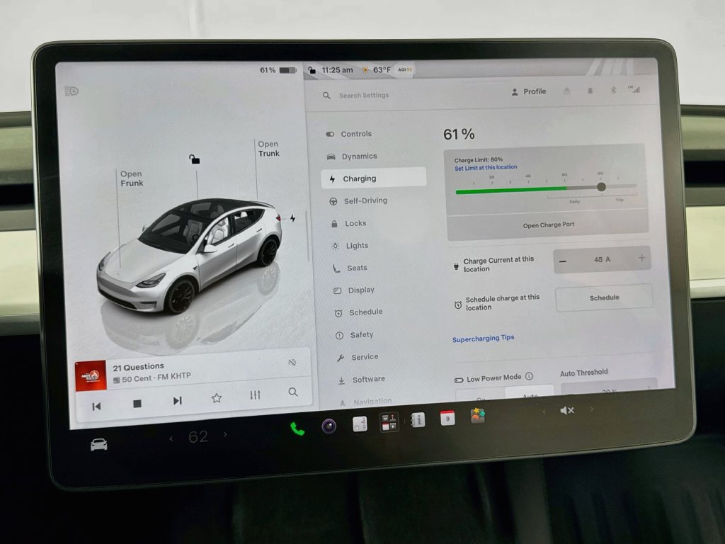 Used 2022 Tesla Model Y Performance AWD/4WD image 24