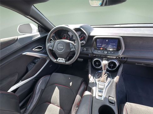 Used 2023 Chevrolet Camaro ZL1 RWD image 9