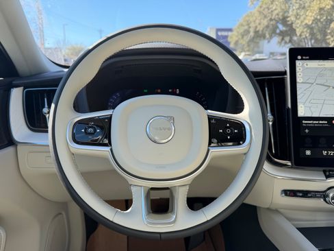 New 2026 Volvo XC60 B5 Ultra w/ Protection Package Premier image 14