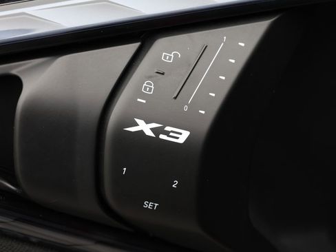 Used 2025 BMW X3 xDrive30i image 14