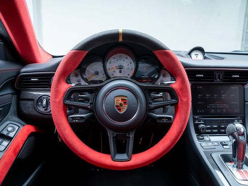 Used 2018 Porsche 911 GT2 RS w/ Weissach Package RWD image 19