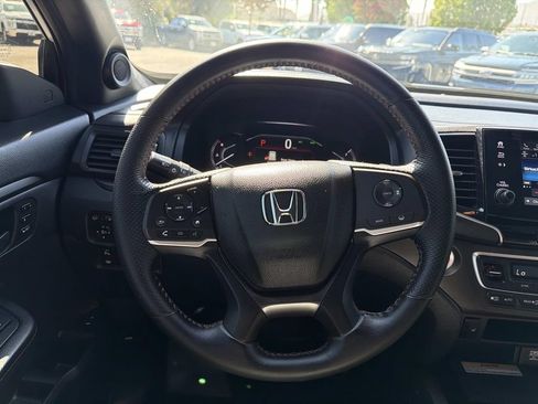 Used 2023 Honda Passport TrailSport image 12