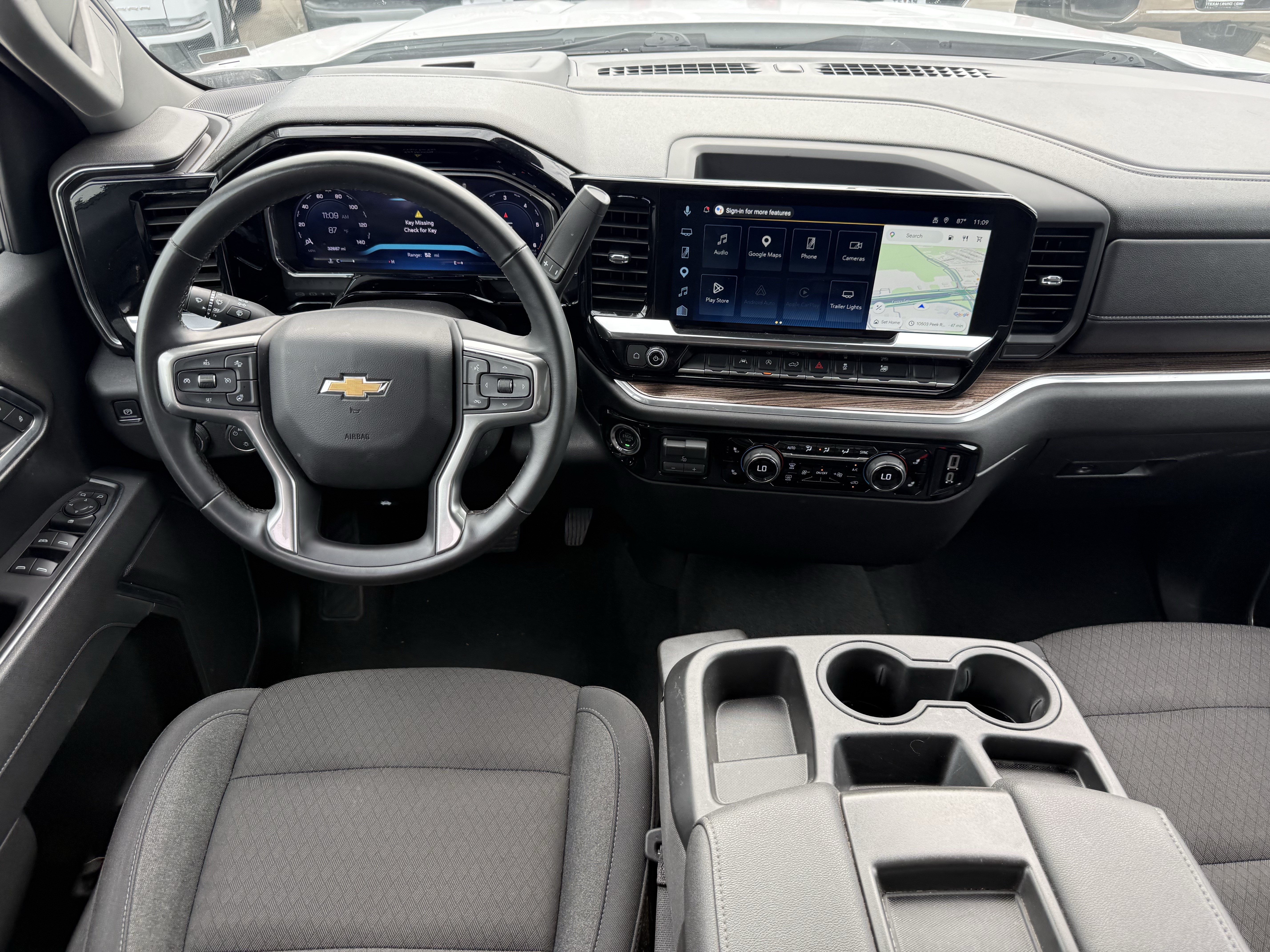 Used 2026 Chevrolet Silverado 1500 LT AWD/4WD image 14