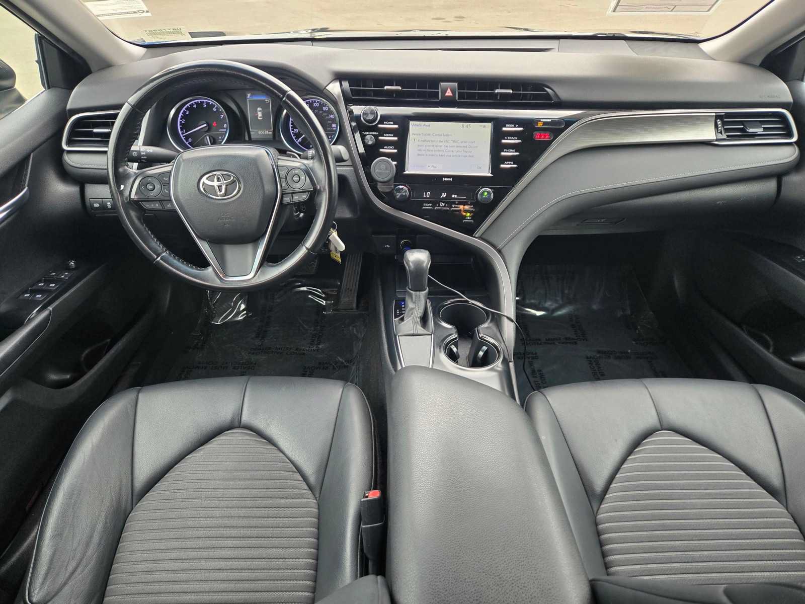 Used 2020 Toyota Camry SE FWD image 17