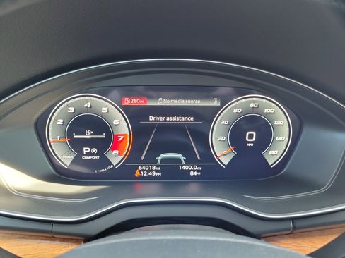 Used 2021 Audi Q5 Premium Plus image 23