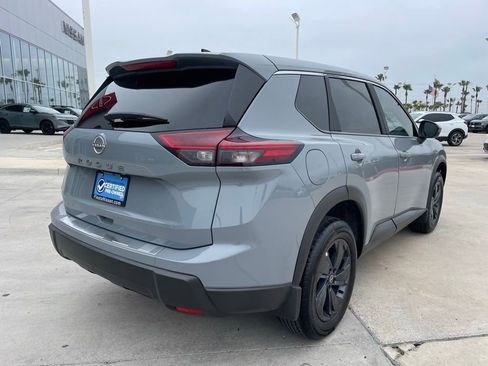 Certified 2026 Nissan Rogue SV FWD image 3