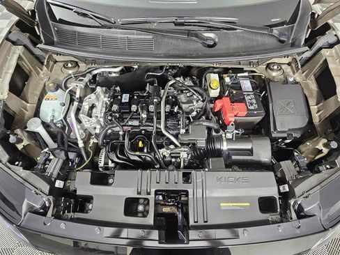 New 2026 Nissan Kicks SR w/ Cold Weather Package image 11