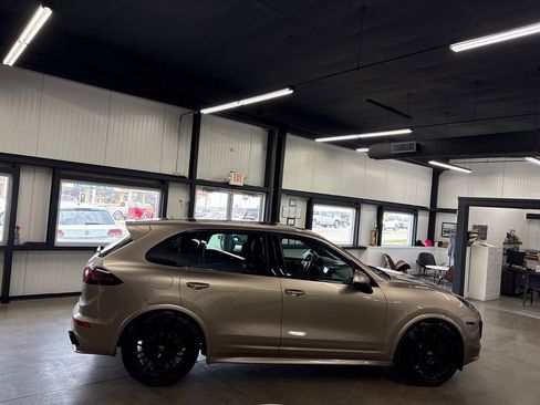 Used 2016 Porsche Cayenne GTS AWD/4WD image 15