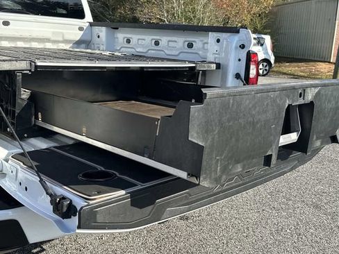 Used 2023 GMC Canyon Elevation image 18