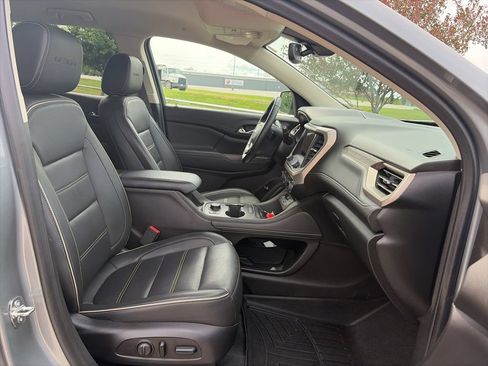 Used 2023 GMC Acadia Denali AWD/4WD image 31