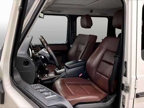 Used 2013 Mercedes-Benz G 550 image 7