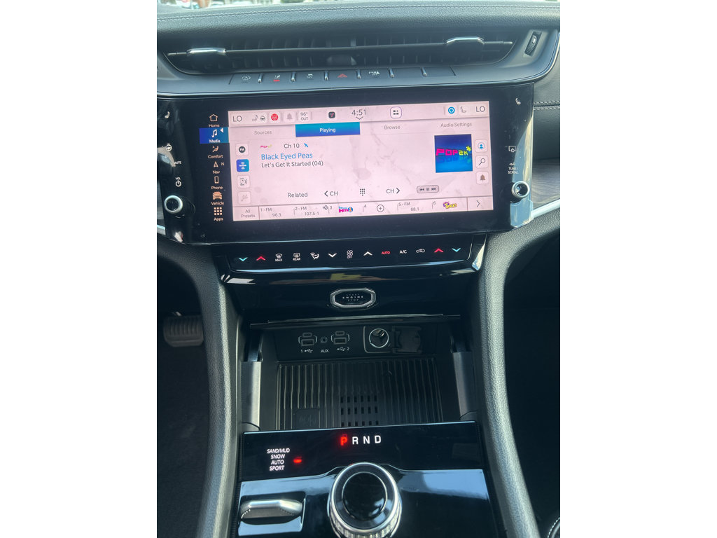 New 2027 Jeep Grand Cherokee Altitude AWD/4WD image 13