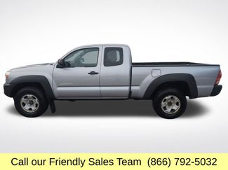 Used 2015 Toyota Tacoma 4x4 Access Cab w/ Convenience Package video 2