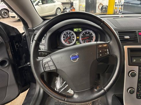 Used 2013 Volvo C70 T5 image 19