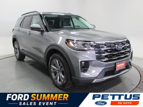 New 2026 Ford Explorer Active w/ Active Comfort Package AWD/4WD image 1