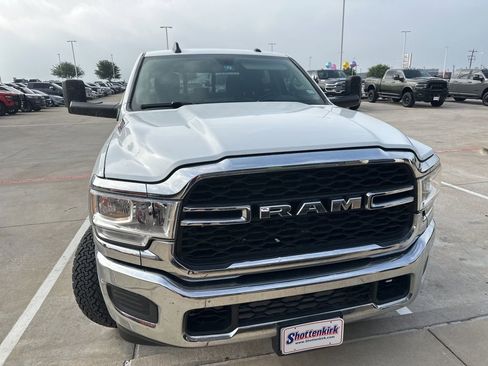 Used 2019 RAM 2500 Tradesman AWD/4WD image 2