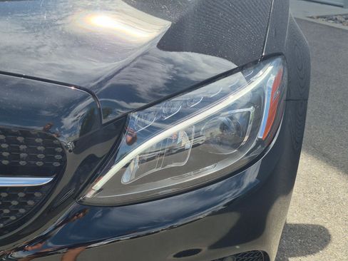 Used 2018 Mercedes-Benz C 300 4MATIC Cabriolet image 10