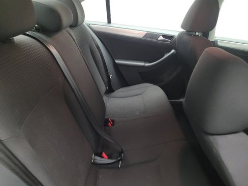 Used 2015 Volkswagen Jetta SE FWD image 19