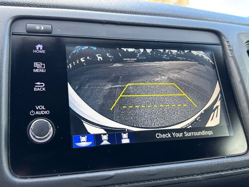 Used 2021 Honda HR-V Sport image 5