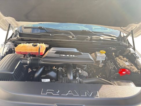 Used 2023 RAM 1500 Limited AWD/4WD image 23