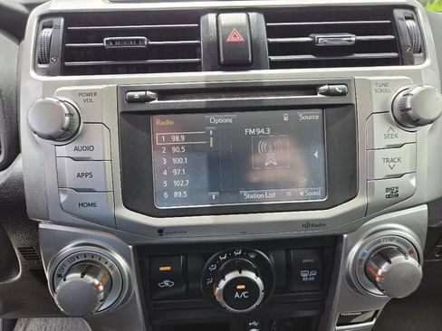 Used 2015 Toyota 4Runner SR5 RWD image 33