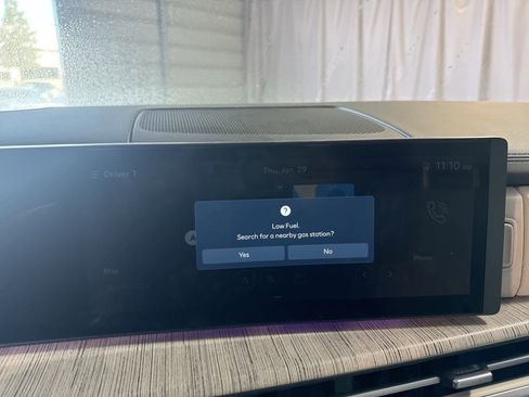 Used 2024 Hyundai Santa Fe Calligraphy image 25