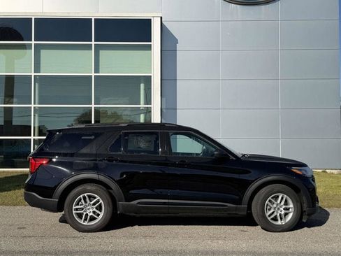 New 2026 Ford Explorer Active w/ Active Comfort Package image 5