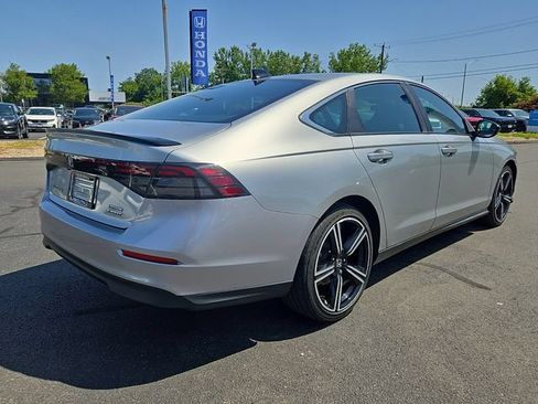 Used 2024 Honda Accord Sport image 6