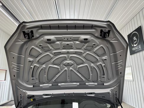 Used 2024 Volvo XC60 B5 Core image 3